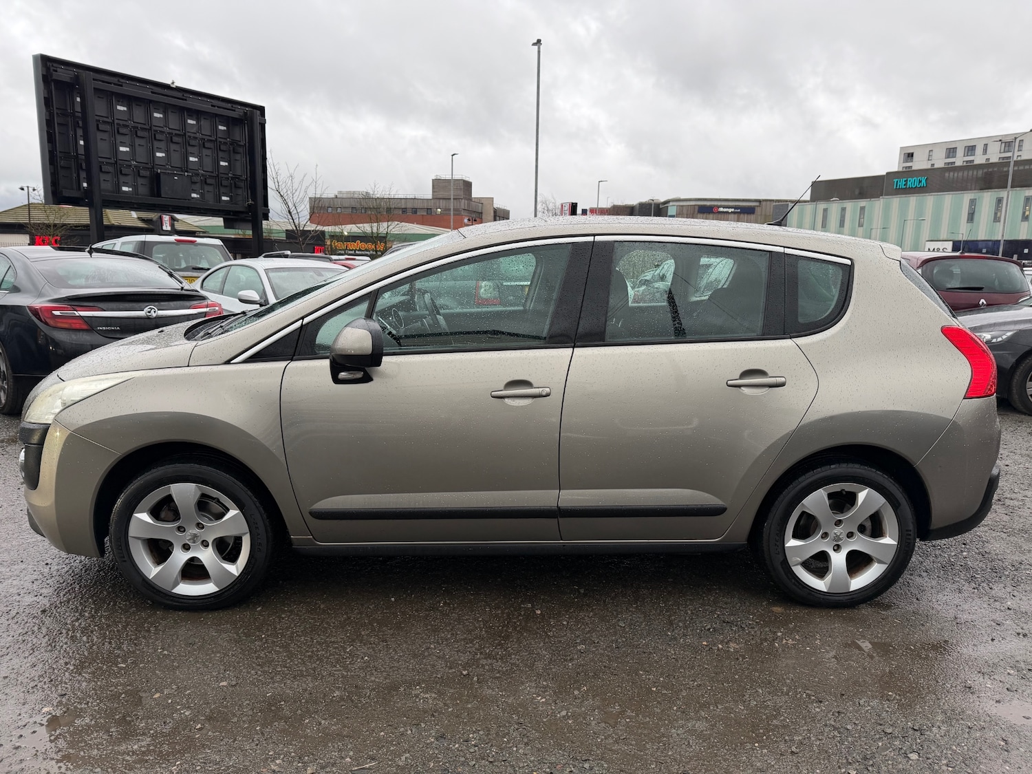 Used Peugeot 3008 2011 for sale - 77848317: Photo 4