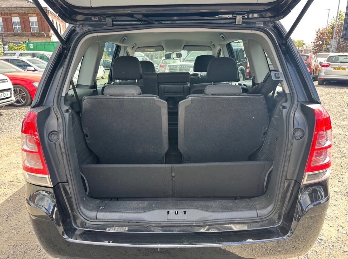 Used Vauxhall Zafira 2014 for sale - 77023503: Photo 9