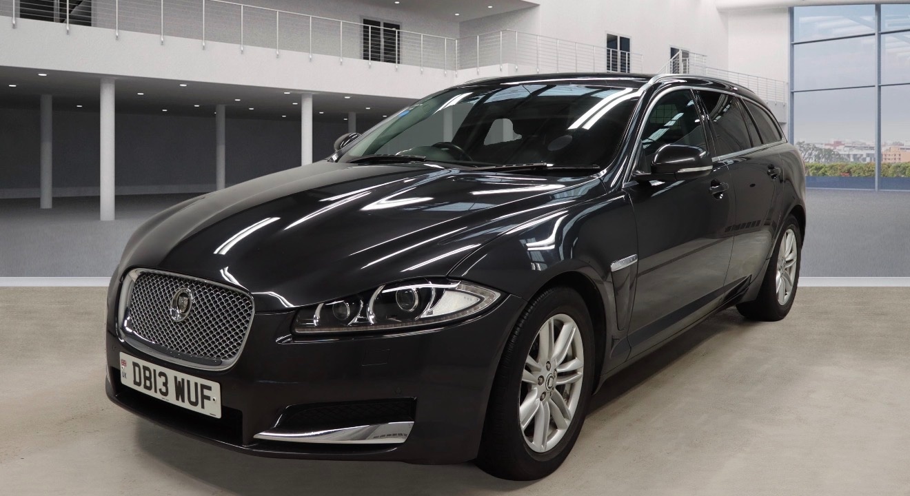 Used Jaguar XF 2013 for sale - 77704568: Photo 2