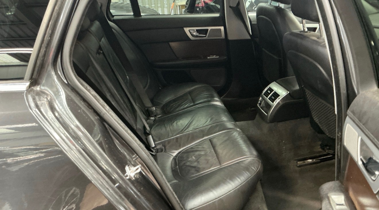 Used Jaguar XF 2013 for sale - 77704568: Photo 8