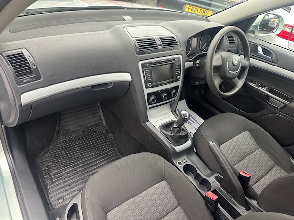 Used Skoda Octavia 2009 for sale - 76262178: Photo 15