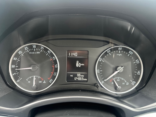 Used Skoda Octavia 2009 for sale - 76262178: Photo 17
