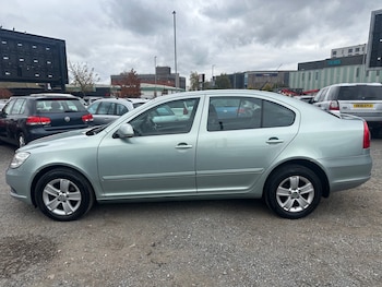 Used Skoda Octavia 2009 for sale - 76262178: Photo 4