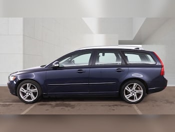 Used Volvo V50 2012 for sale - 78123706: Photo