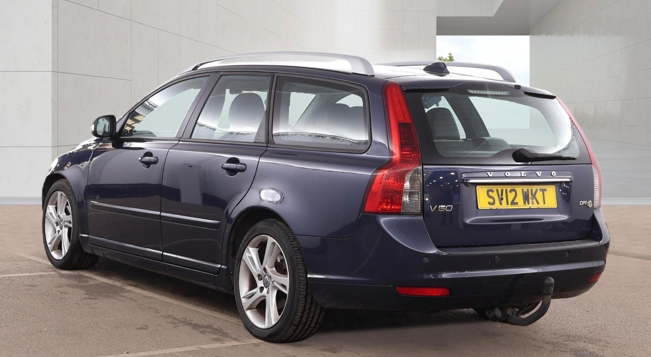 Used Volvo V50 2012 for sale - 78123706: Photo 4