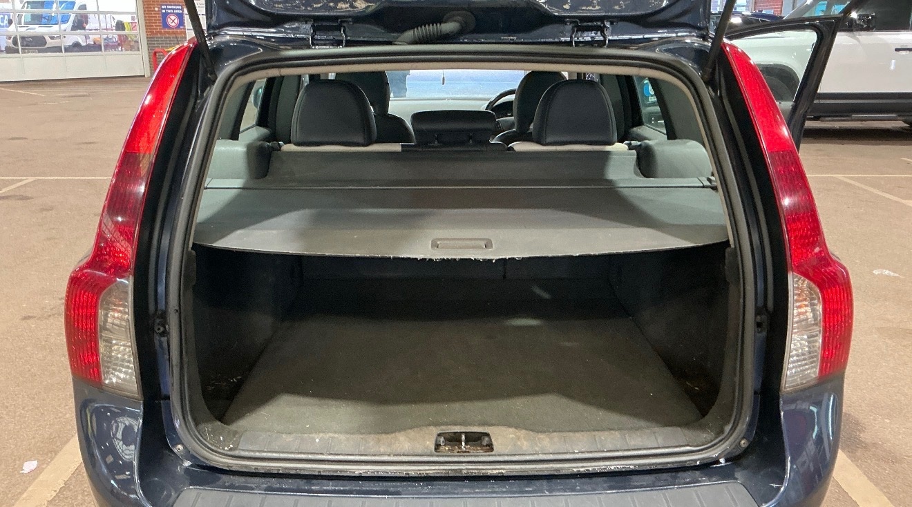 Used Volvo V50 2012 for sale - 78123706: Photo 7