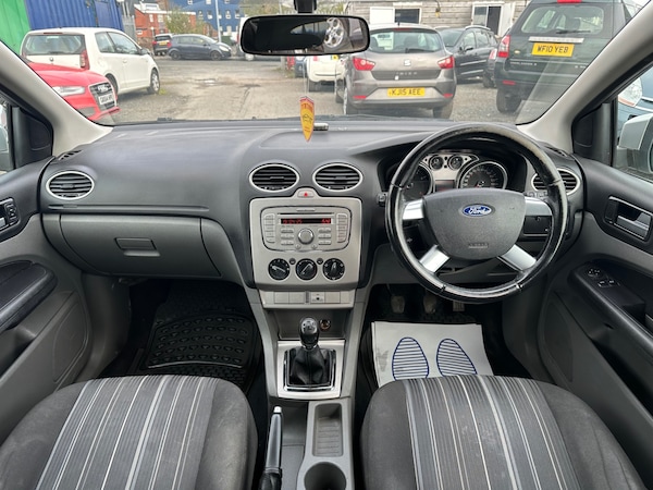 Used Ford Focus 2009 for sale - 74412909: Photo 16