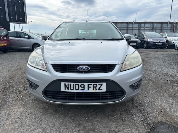 Used Ford Focus 2009 for sale - 74412909: Photo 2