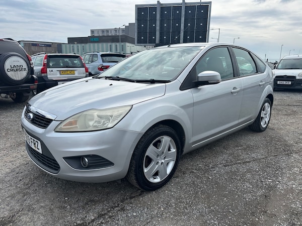 Used Ford Focus 2009 for sale - 74412909: Photo 3