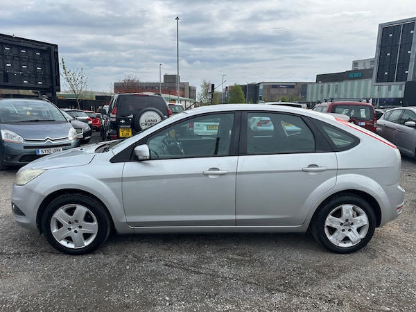 Used Ford Focus 2009 for sale - 74412909: Photo 4