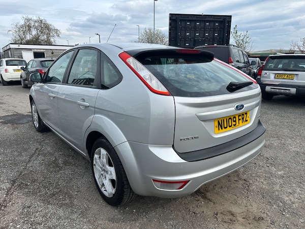 Used Ford Focus 2009 for sale - 74412909: Photo 5
