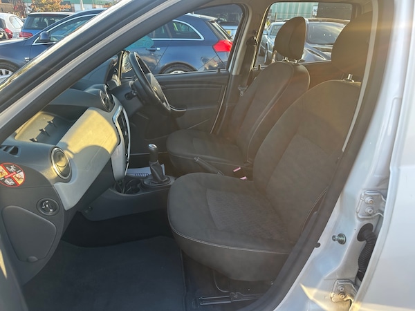 Used Dacia Duster 2014 for sale - 76118119: Photo 14