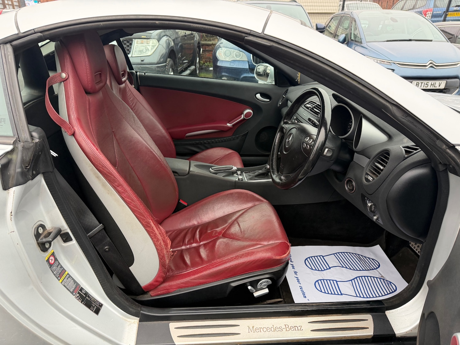 Used Mercedes-Benz SLK 2004 for sale - 76664586: Photo 9