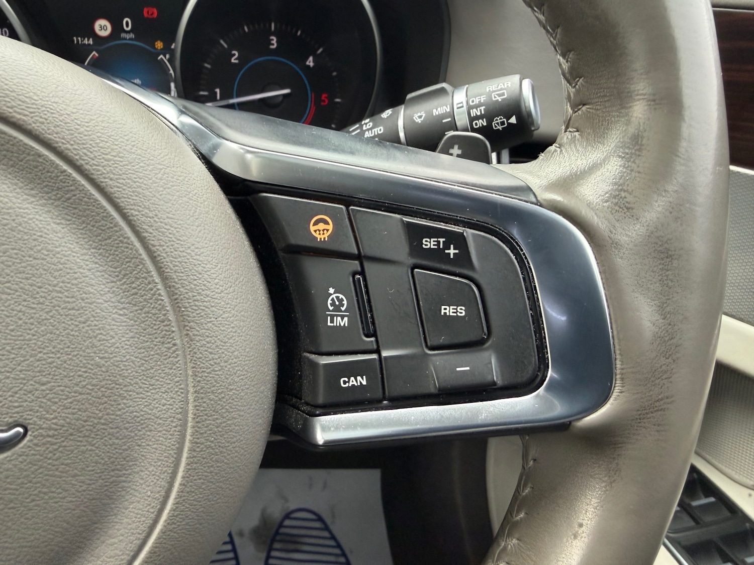 Used Jaguar XF 2018 for sale - 77259176: Photo 22