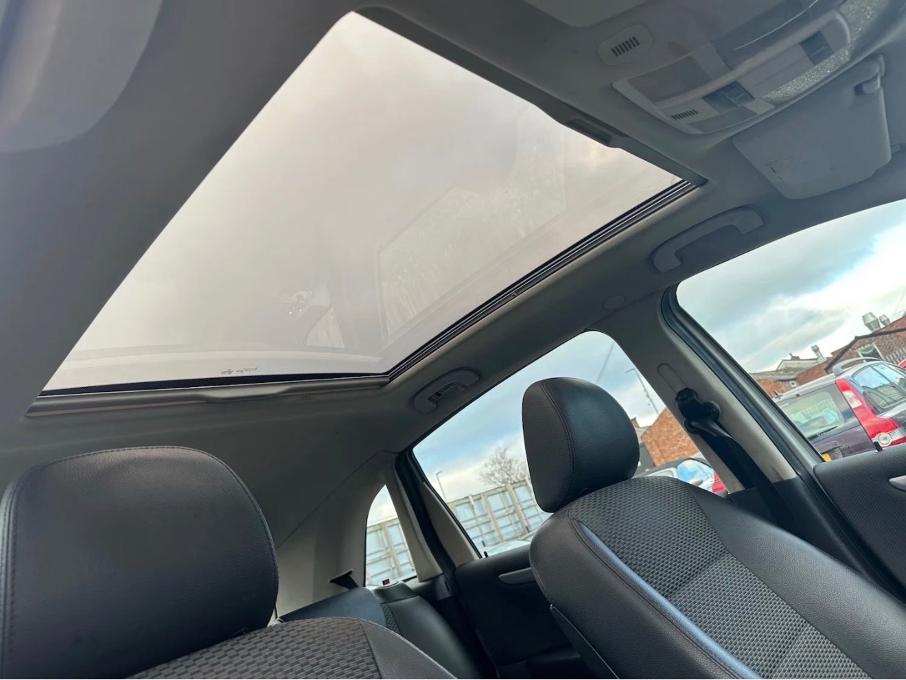 Used Mercedes-Benz B Class 2009 for sale - 76920133: Photo 16