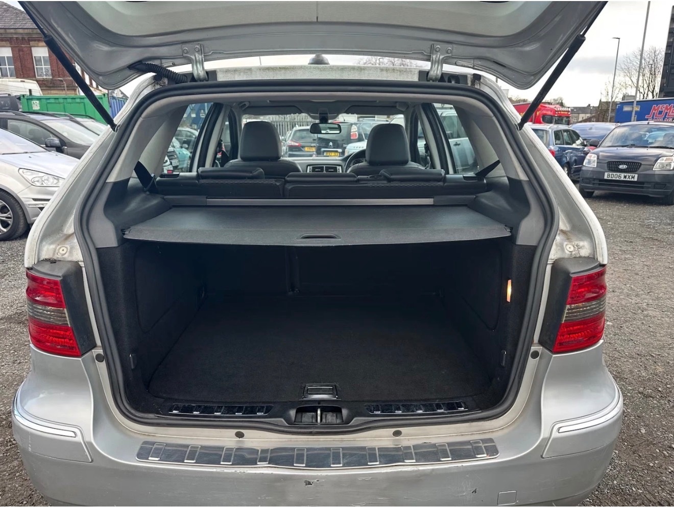 Used Mercedes-Benz B Class 2009 for sale - 76920133: Photo 9