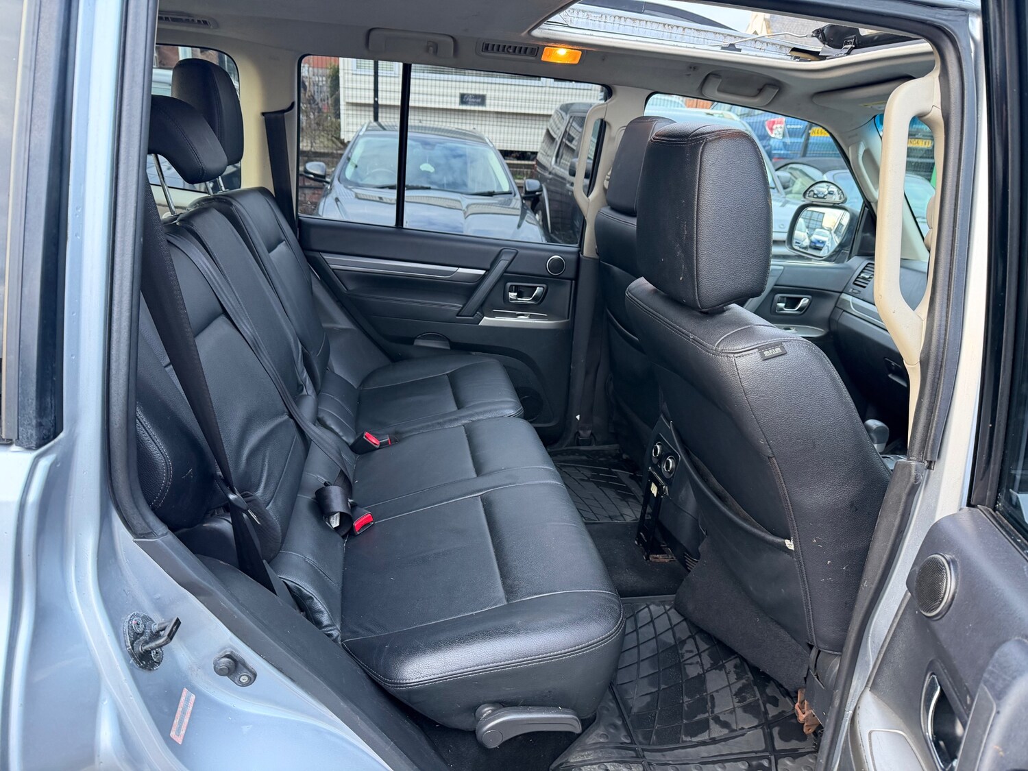 Used Mitsubishi Shogun 2017 for sale - 77837409: Photo 10