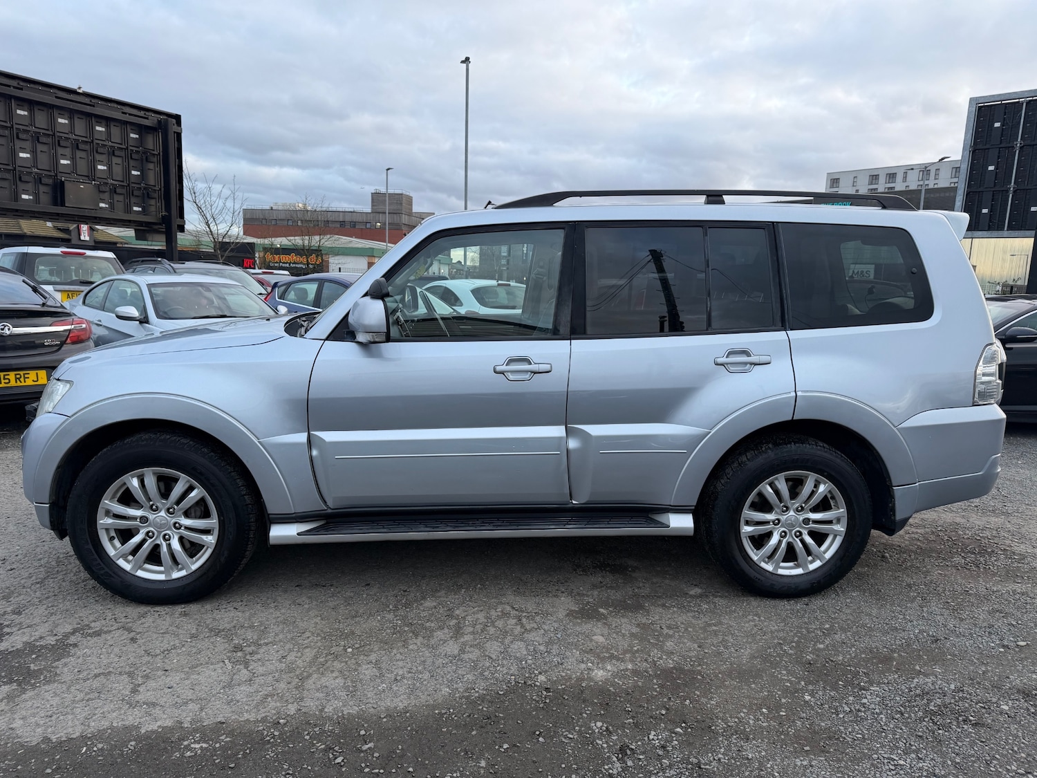 Used Mitsubishi Shogun 2017 for sale - 77837409: Photo 4