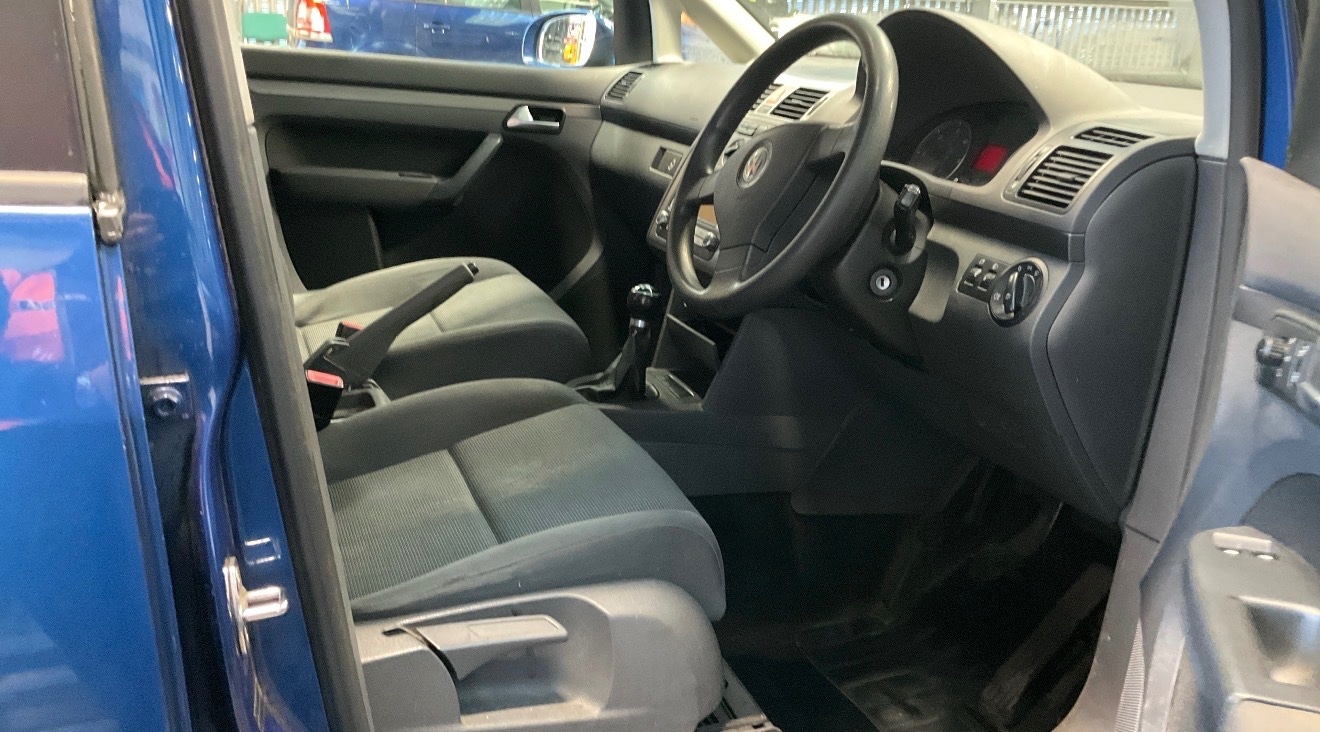 Used Volkswagen Touran 2008 for sale - 77186551: Photo 9