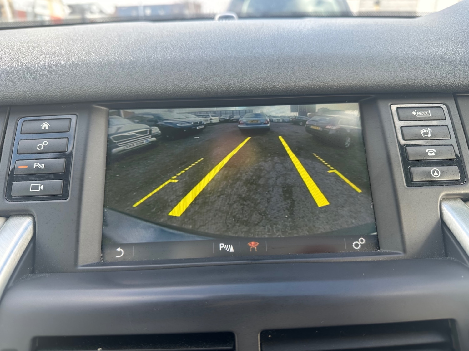 Used Land Rover Discovery Sport 2015 for sale - 78153374: Photo 19