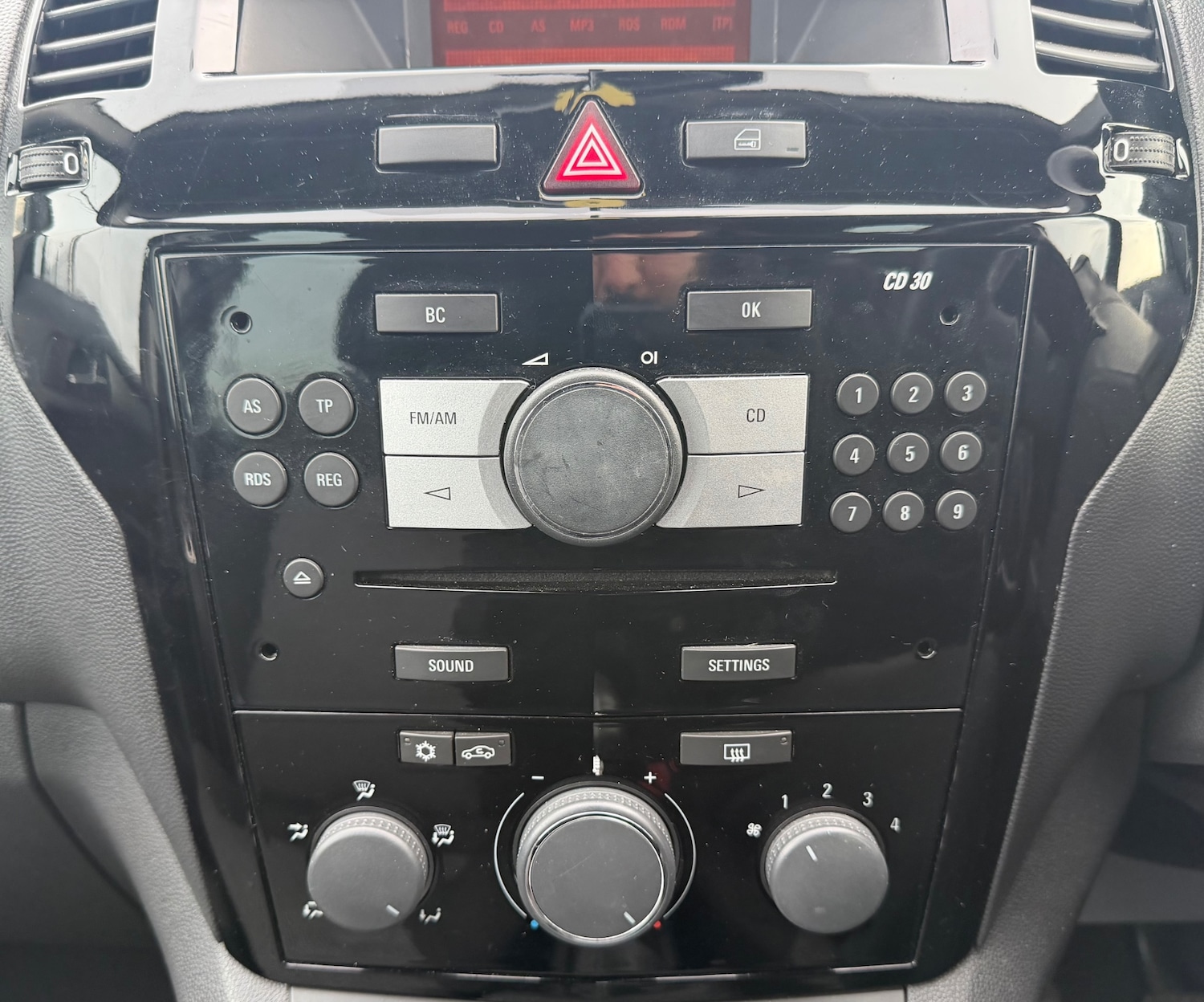 Used Vauxhall Zafira 2011 for sale - 76541266: Photo 19