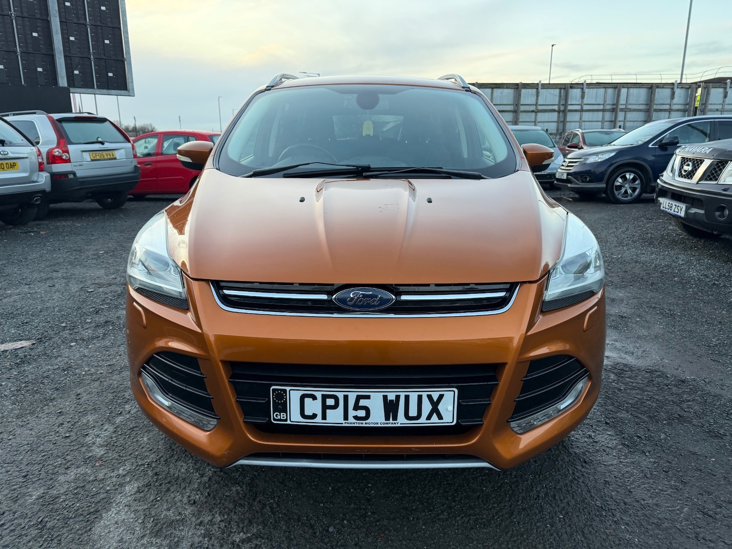 Used Ford Kuga 2015 for sale - 76757104: Photo 2