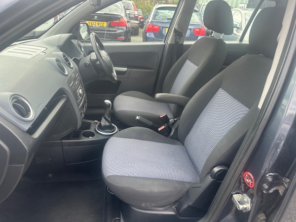 Used Ford Fusion 2010 for sale - 75255935: Photo 14