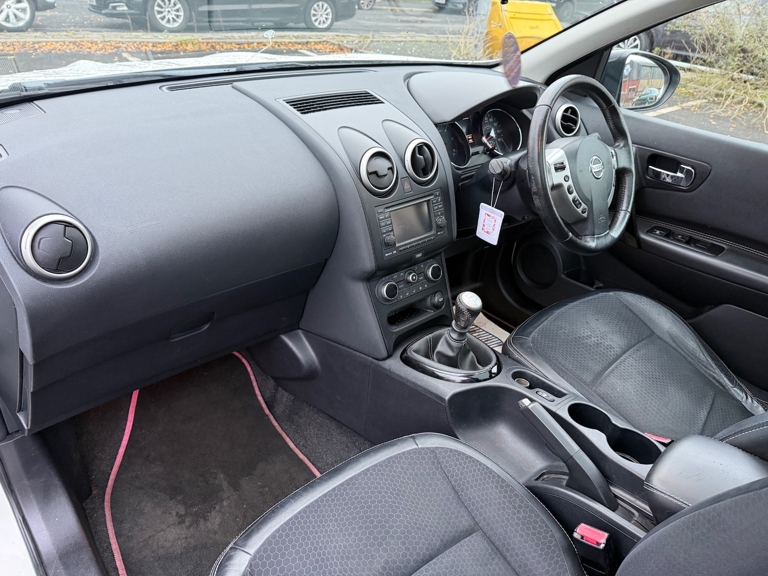 Used Nissan Qashqai 2013 for sale - 76649788: Photo 15