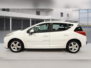 Used Peugeot 207 2010 for sale - 76290545: Photo 3