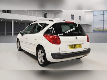 Used Peugeot 207 2010 for sale - 76290545: Photo 4