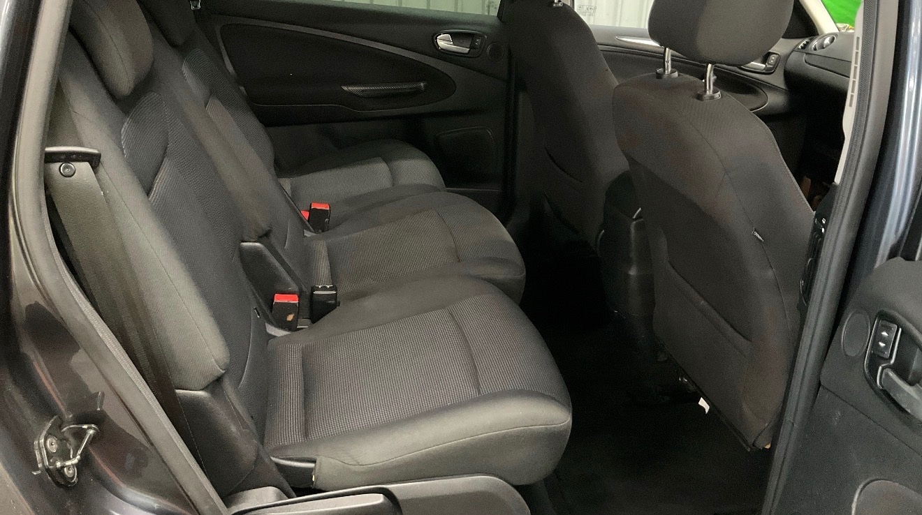 Used Ford S-Max 2009 for sale - 77095400: Photo 8