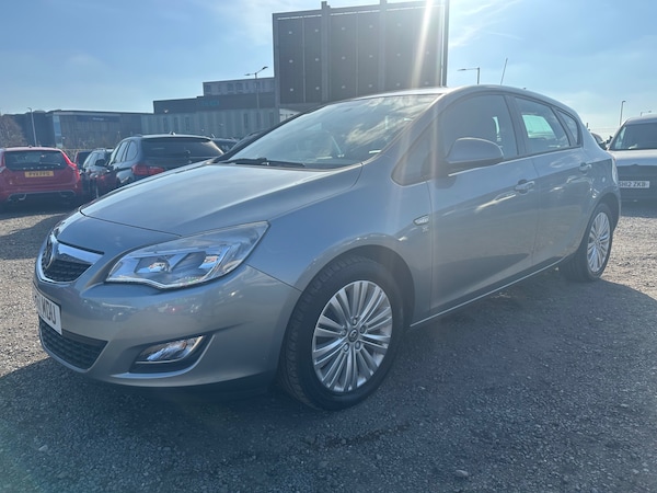 Used Vauxhall Astra 2011 for sale - 74093226: Photo 3