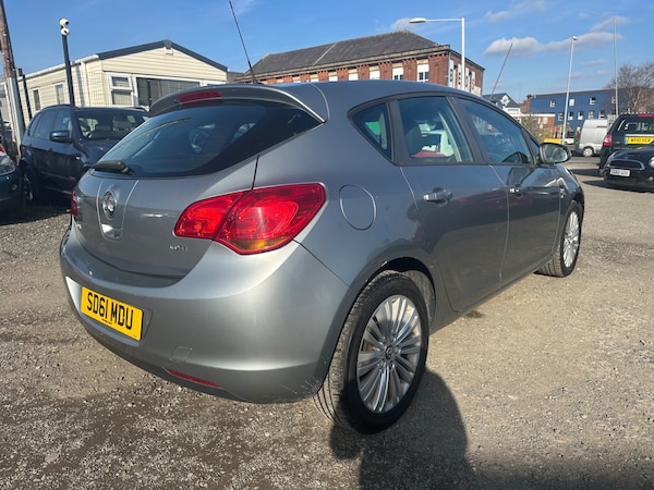 Used Vauxhall Astra 2011 for sale - 74093226: Photo 7