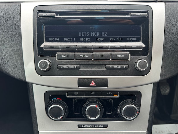 Used Volkswagen Passat 2011 for sale - 72901516: Photo 19