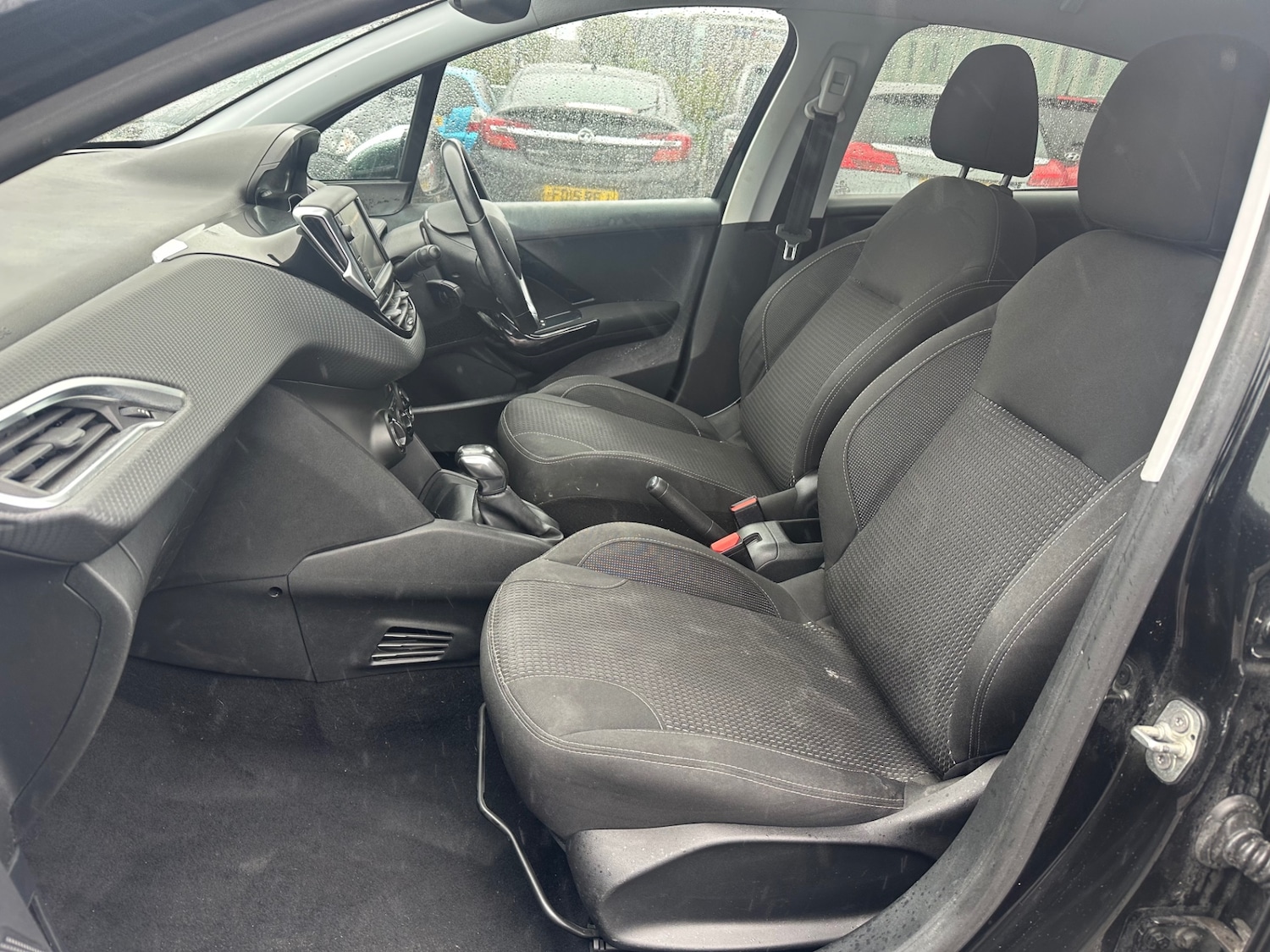 Used Peugeot 208 2016 for sale - 75633253: Photo 14