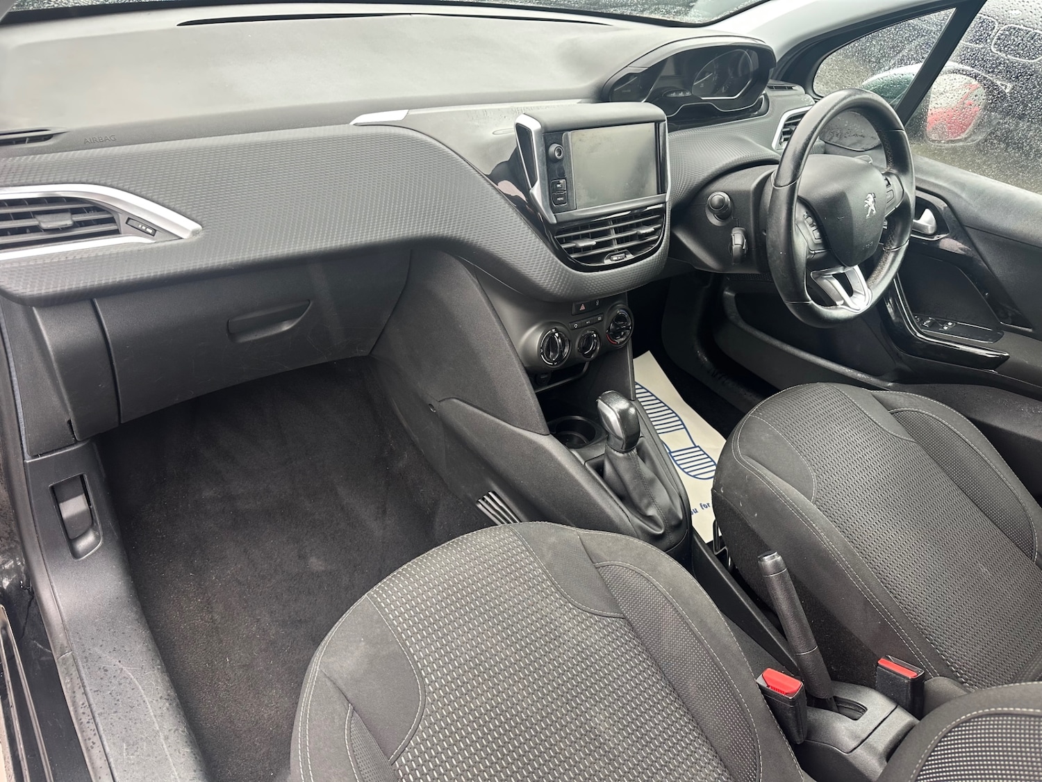 Used Peugeot 208 2016 for sale - 75633253: Photo 15