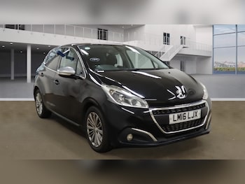 Peugeot - 208