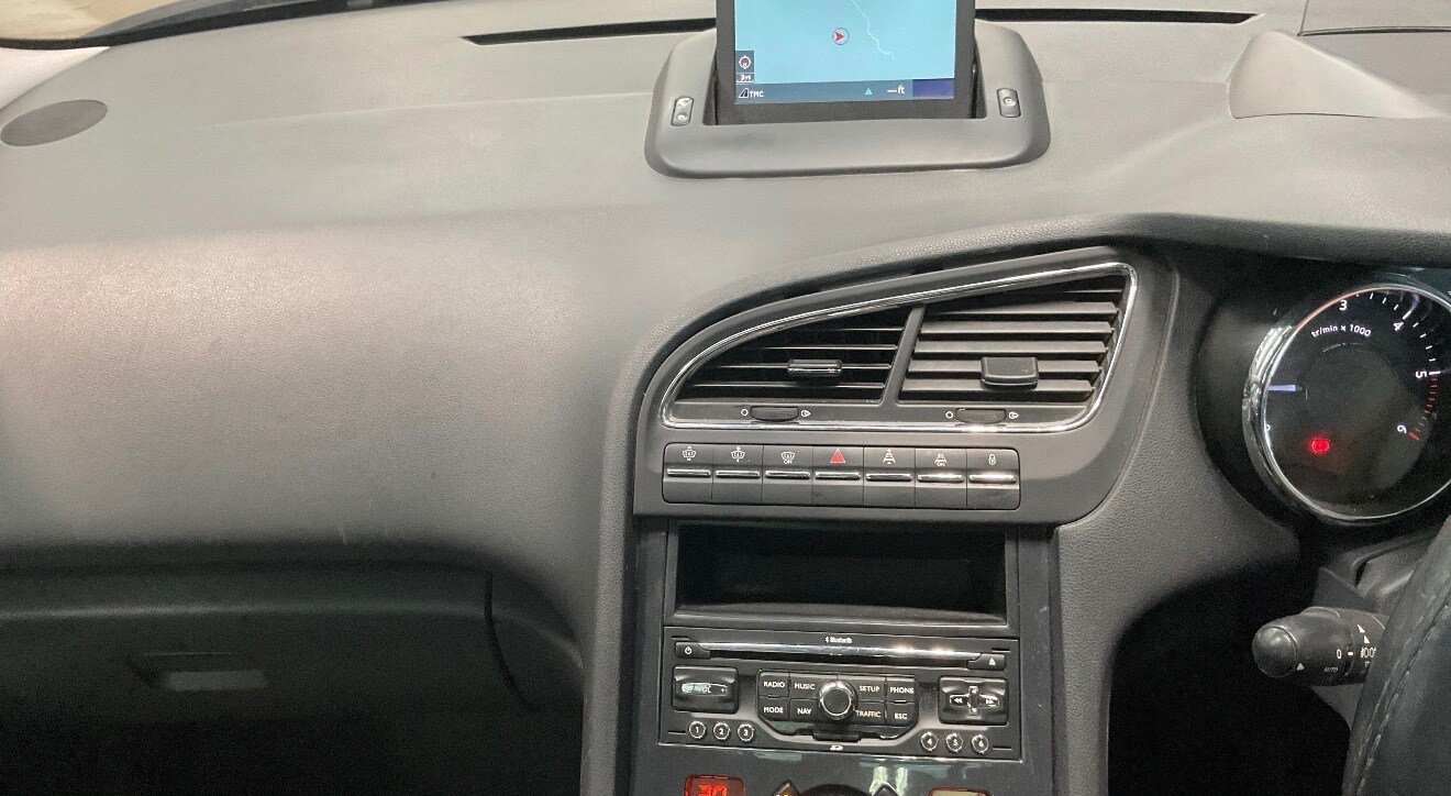 Used Peugeot 5008 2010 for sale - 77669366: Photo 11