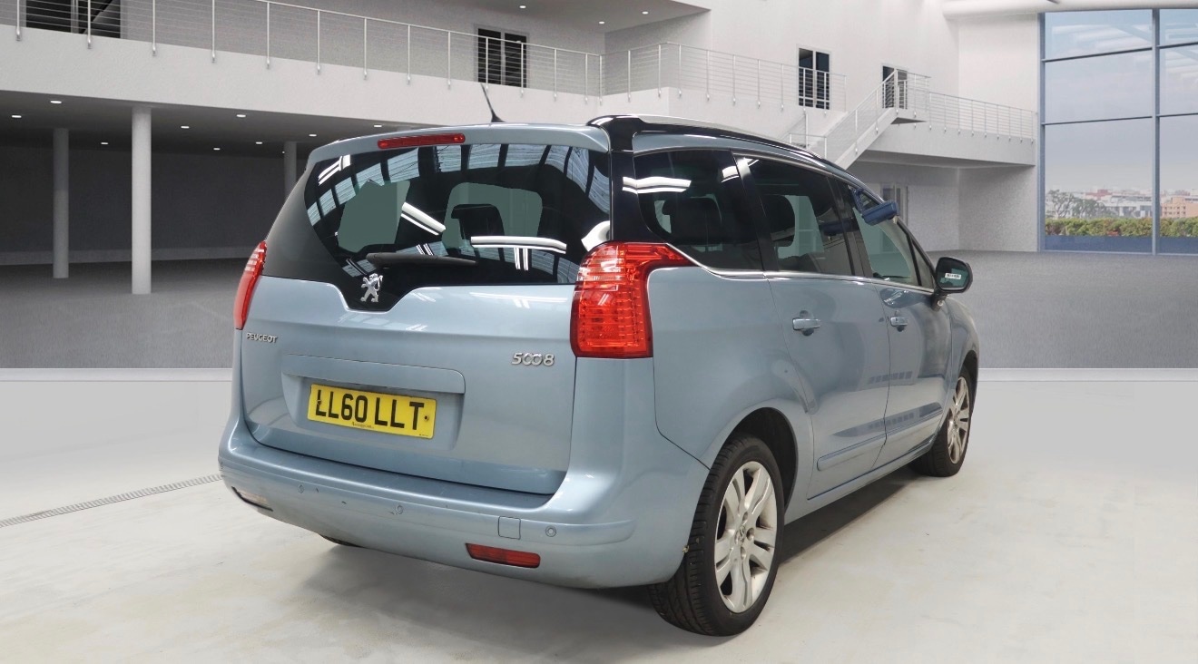 Used Peugeot 5008 2010 for sale - 77669366: Photo 5