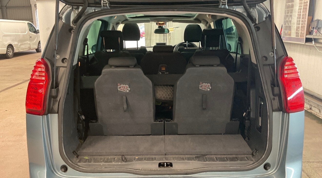 Used Peugeot 5008 2010 for sale - 77669366: Photo 7