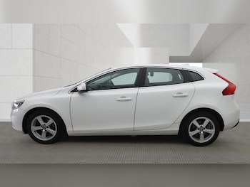 Used Volvo V40 2012 for sale - 78921117: Photo