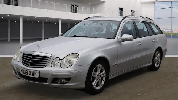 Used Mercedes-Benz E-Class 2009 for sale - 76249149: Photo 2