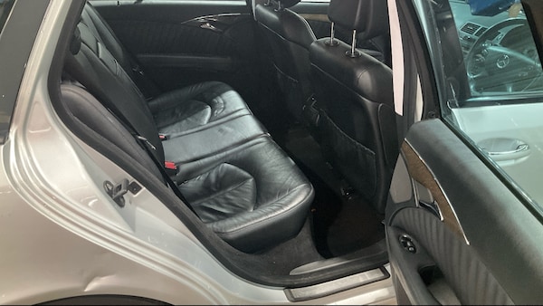 Used Mercedes-Benz E-Class 2009 for sale - 76249149: Photo 8