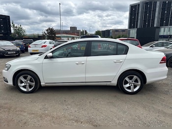 Used Volkswagen Passat 2011 for sale - 77023373: Photo