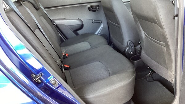 Used Hyundai i10 2012 for sale - 78195074: Photo 8