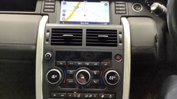 Used Land Rover Discovery Sport 2017 for sale - 78209898: Photo 11