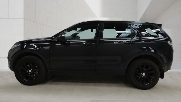 Used Land Rover Discovery Sport 2017 for sale - 78209898: Photo 3