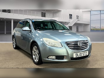 Vauxhall - Insignia