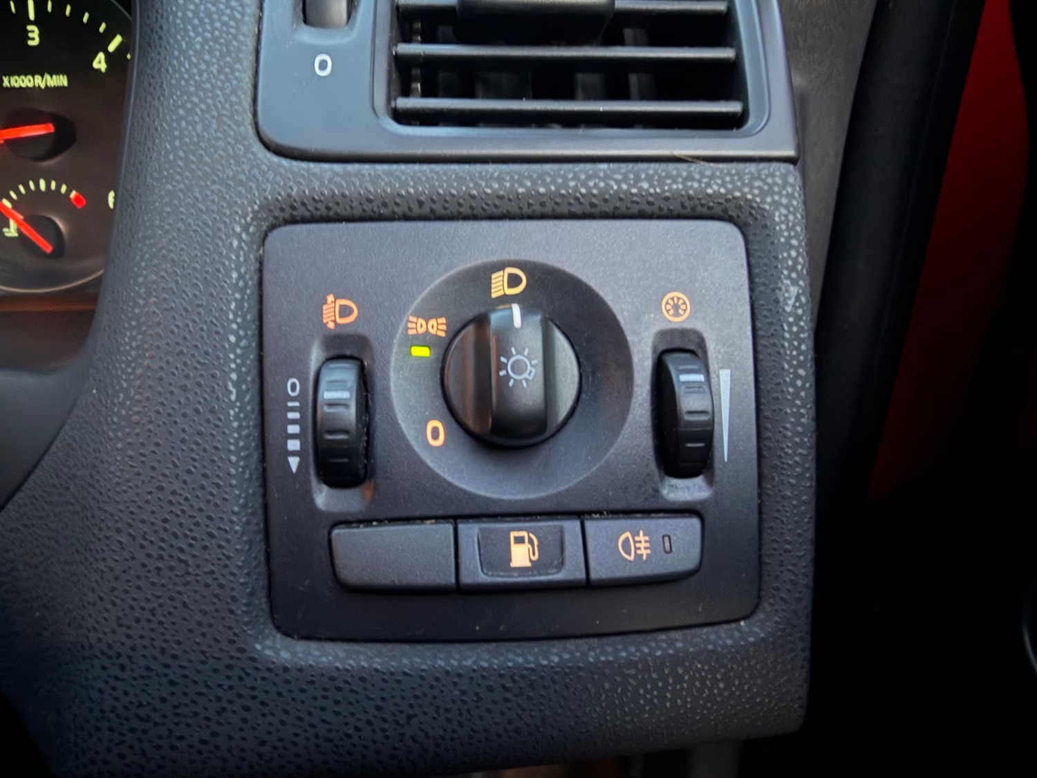 Used Volvo V50 2011 for sale - 76757134: Photo 20