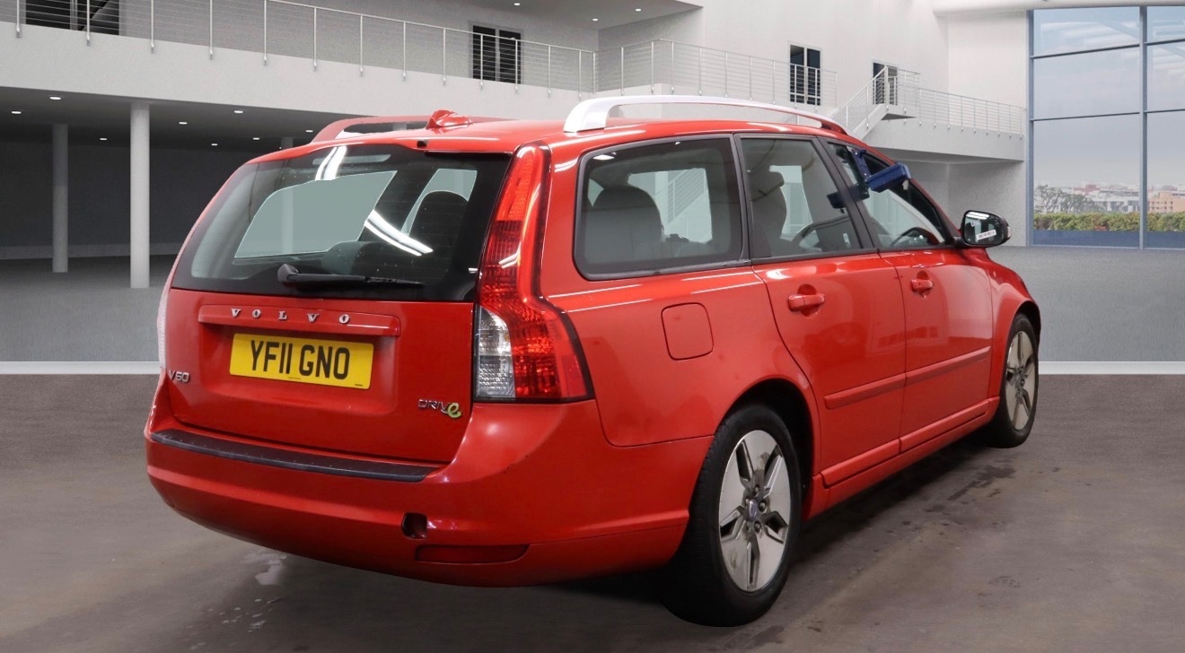 Used Volvo V50 2011 for sale - 76757134: Photo 5